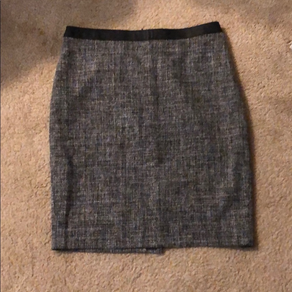 Ann Taylor midi length skirt